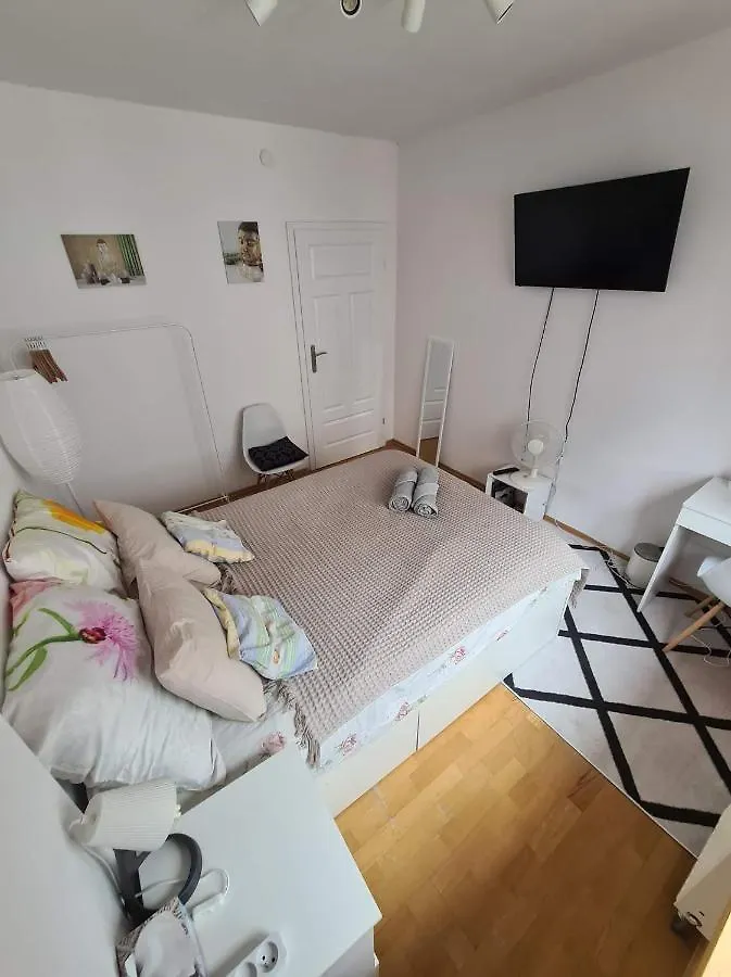 Διαμέρισμα Apartament Francuska Pokoje Rooms Βαρσοβία Πολωνία